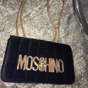 MOSCHINO CLUTCH